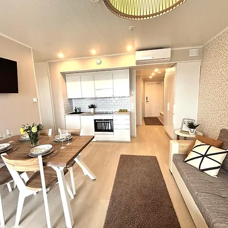 Kivilinna Apartmens - Liinavaatteet, Pyyhkeet Ja Loppusiivous Sisaeltyvaet Aina Hintaan